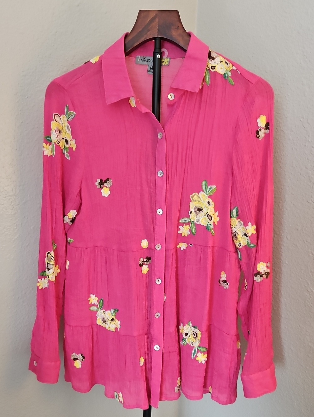 Figueroa & Flower Fuchsia Pink Floral Embroidered Tiered Boho Tunic Top M EUC